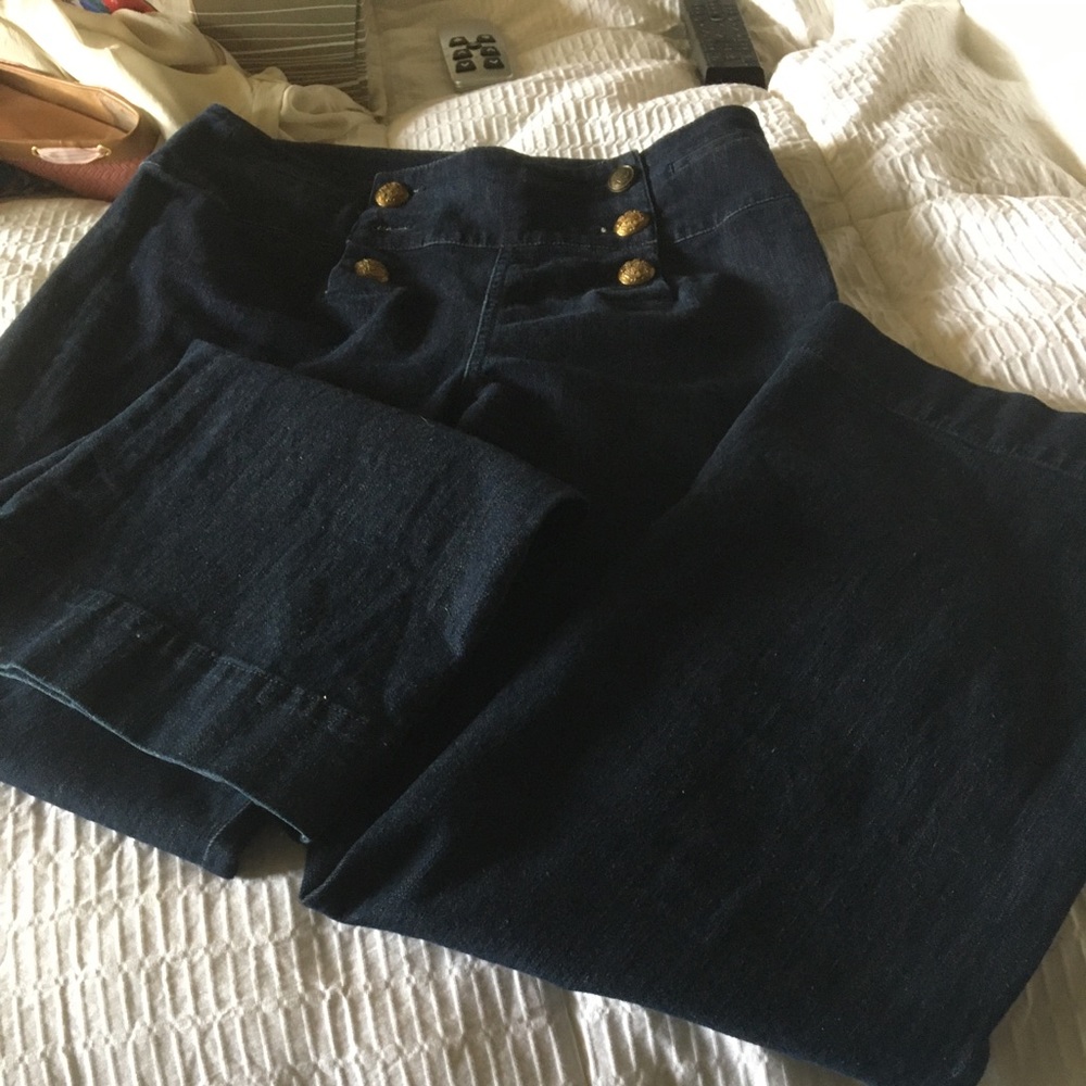 Lauren Sailor jeans one button missing